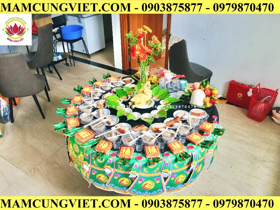 BÉ TRAI SINH ĐÔI ĐẦY THÁNG NÊN CÚNG 1 HAY 2 MÂM ?