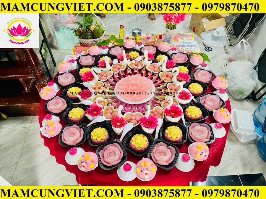 MÂM CÚNG ĐẦY THÁNG BÉ GÁI Ở MIỀN NAM VÀ MIỀN BẮC CÓ KHÁC NHAU KHÔNG