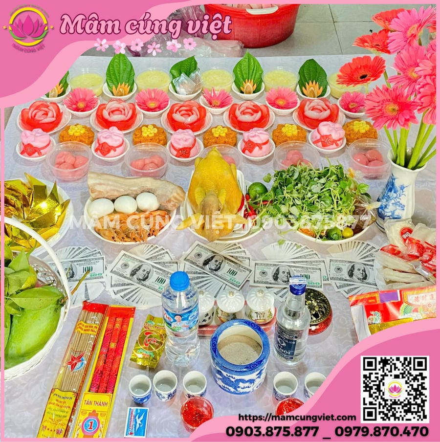 Tư vấn phong thủy chọn mâm cúng nhà mới màu đỏ hợp với mệnh Hỏa và mệnh Mộc để tăng cường vượng khí.