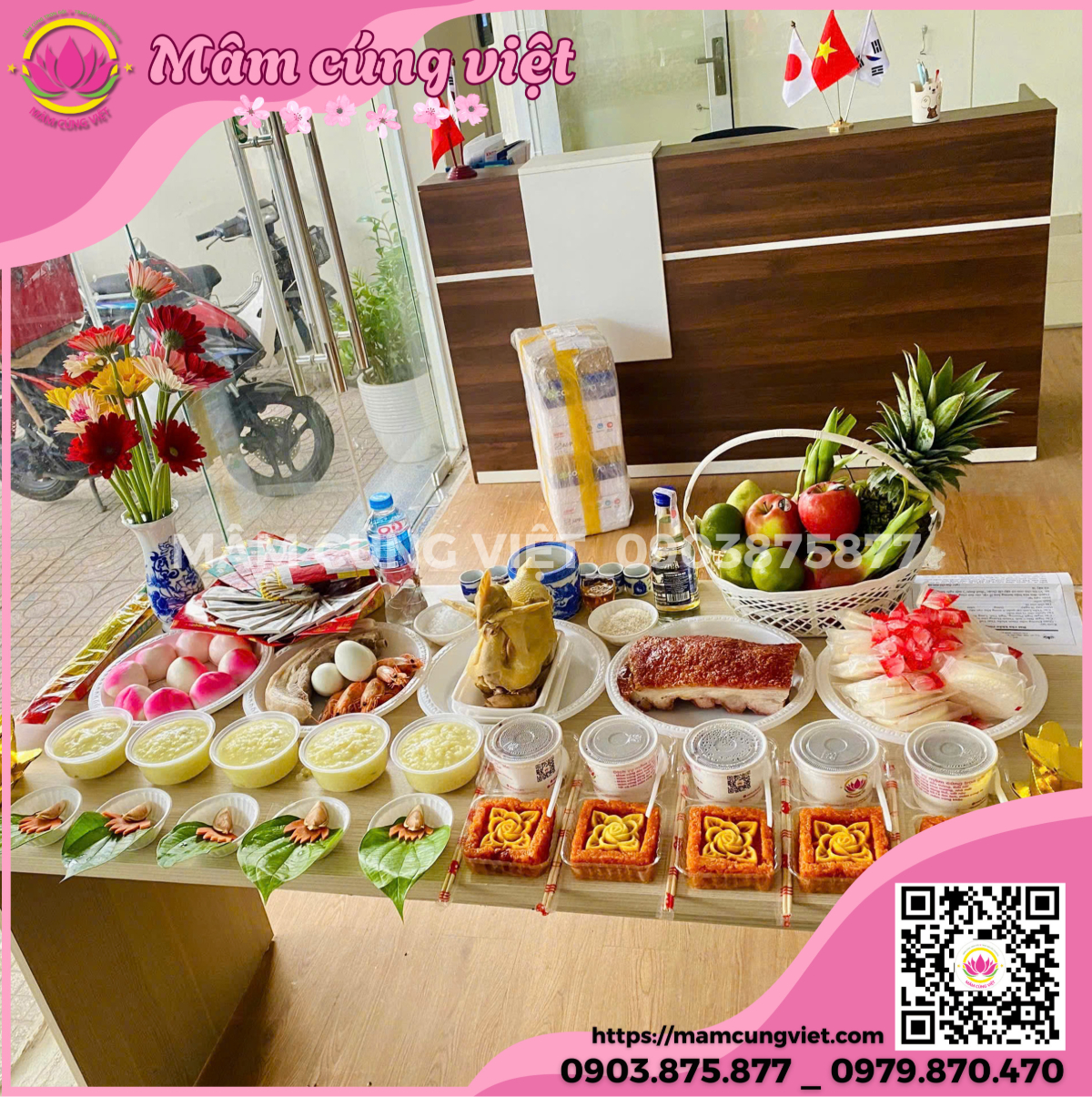 Vị trí đặt bàn cúng khai trương ngoài sân Mâm cúng khai trương được bày biện trang trọng ở ngoài sân trước cửa chính công ty.