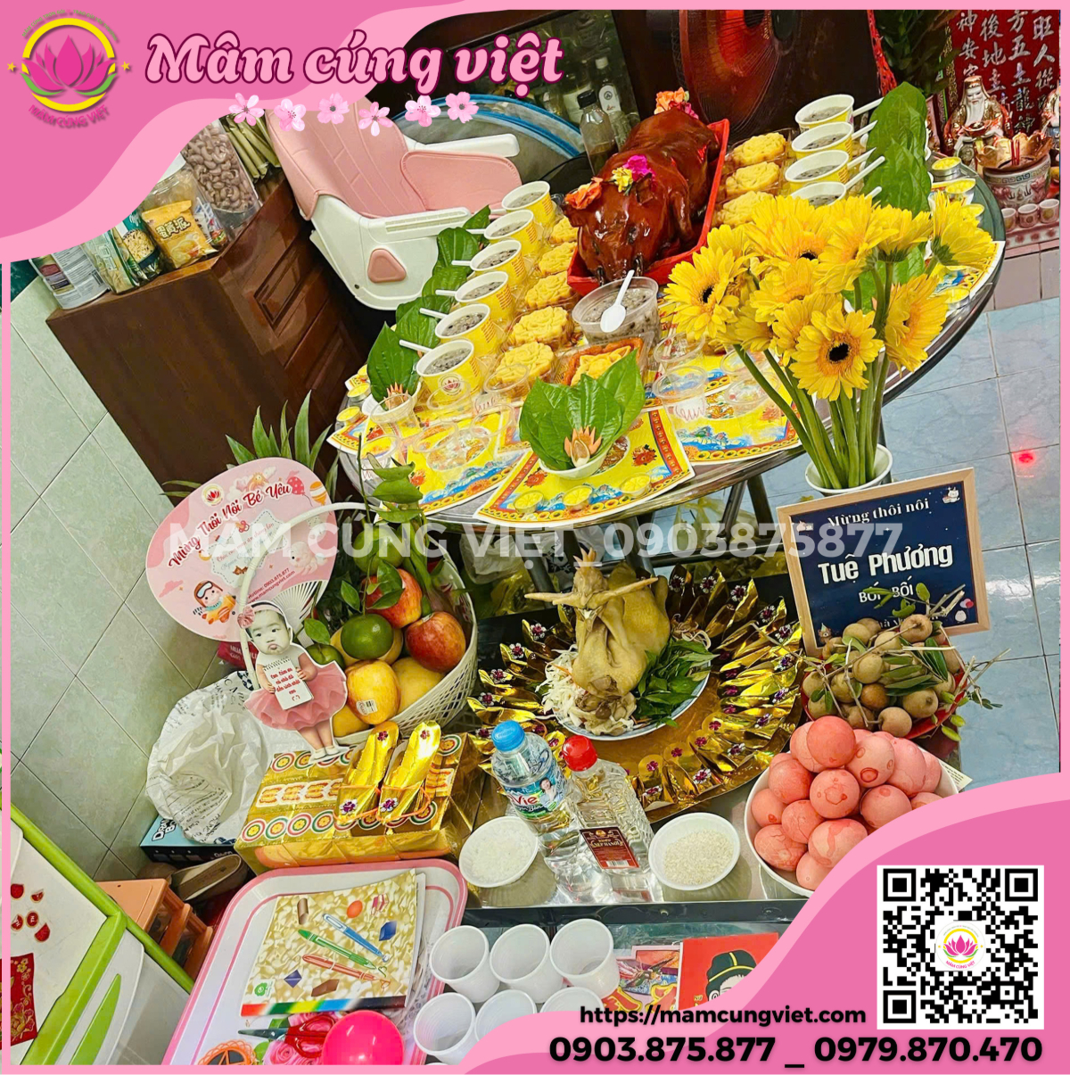 Cúng Mụ và Đức Ông trong lễ đầy tháng của bé